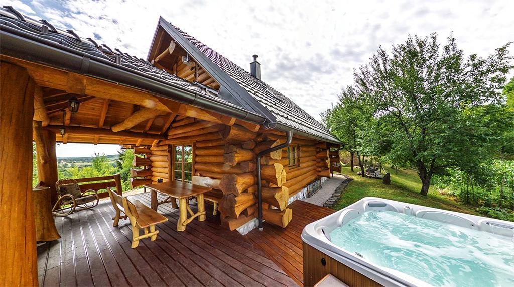 Bear'S Log Villa Seliste Dreznicko Exteriör bild